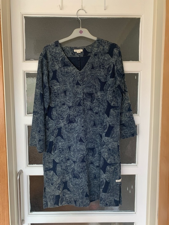 bookhou Dresses & Skirts - bookhou x roots tunic